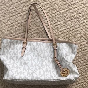 micheal kors tote